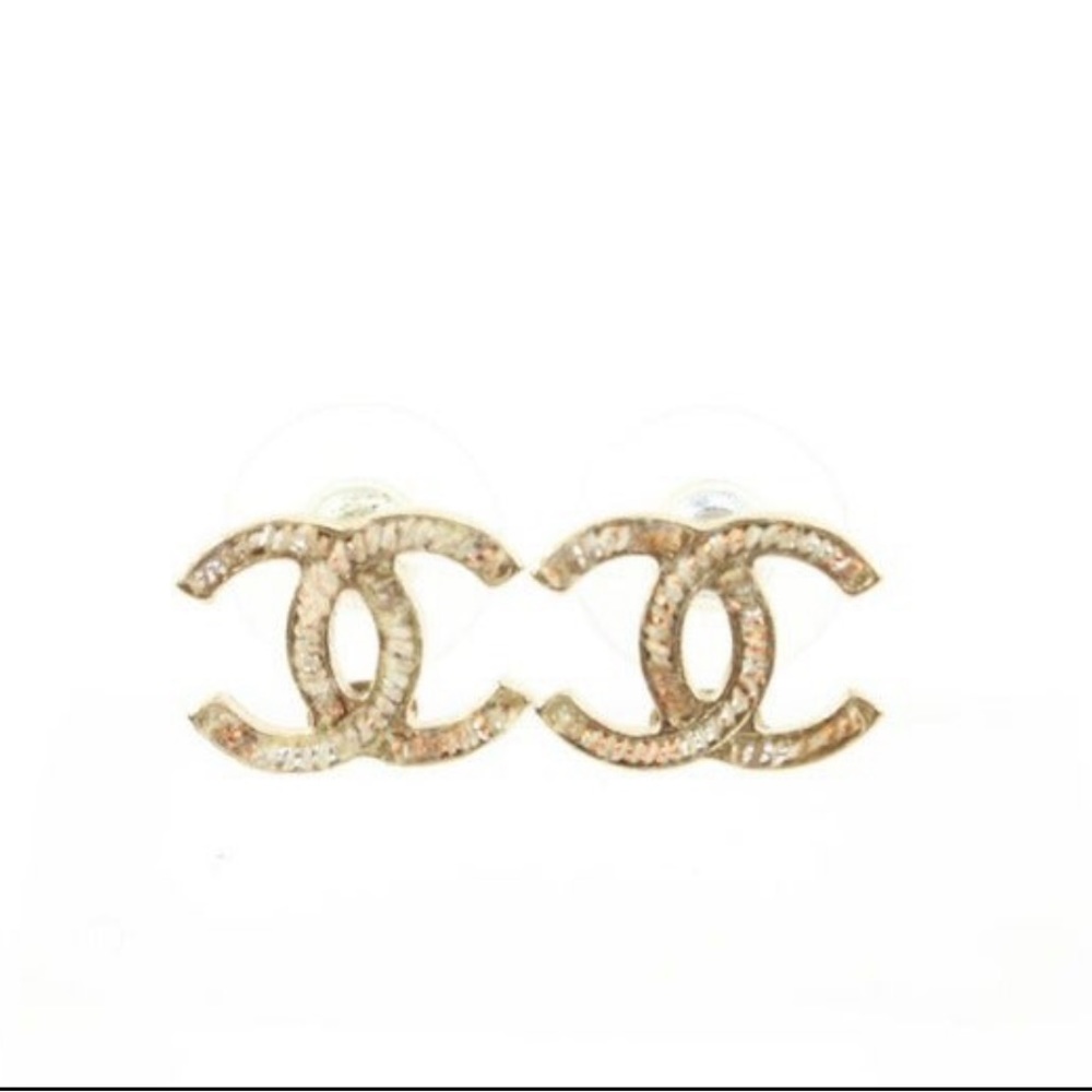 Chanel Gold & White A 15p Gold Tone Cc Pierce Earrings 11ck311s - Picture 1 of 15